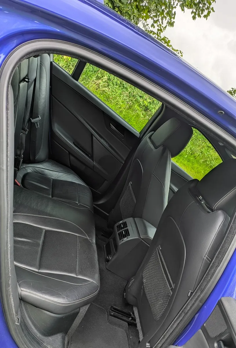 Jaguar XE 2.0 R-Sport 2017 - Image 3