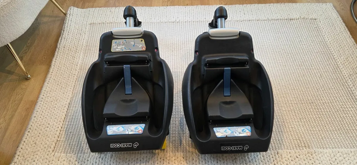 Children Car seats - Image 1
