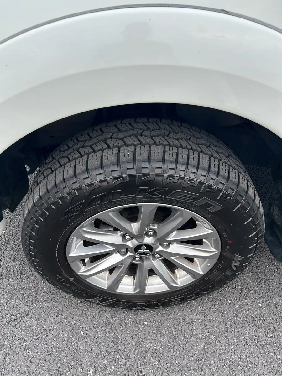 Mitsubishi L200 Barbarian - Image 4