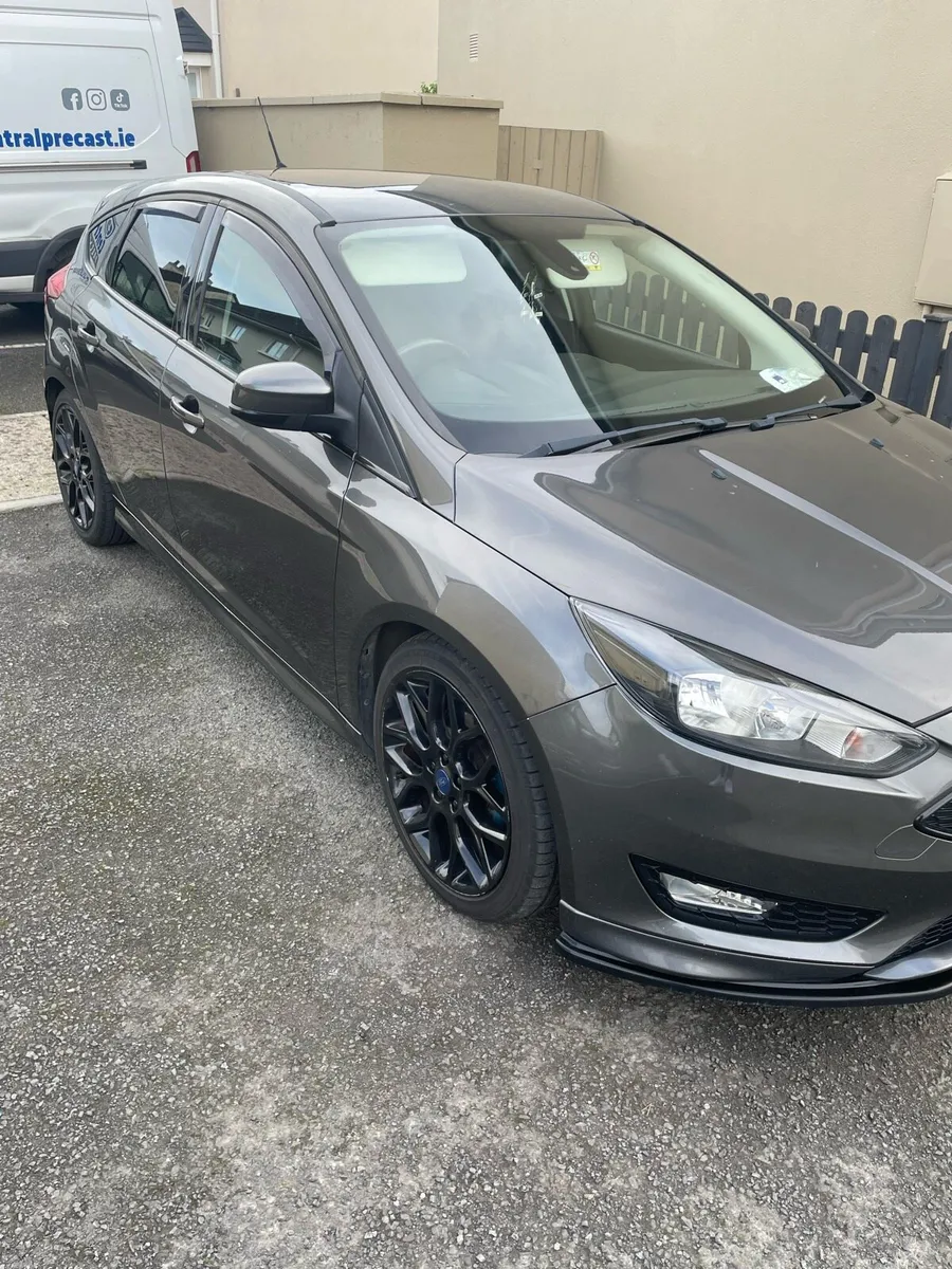 Ford focus 161 nct 3/26 tax 9/25 - Image 1