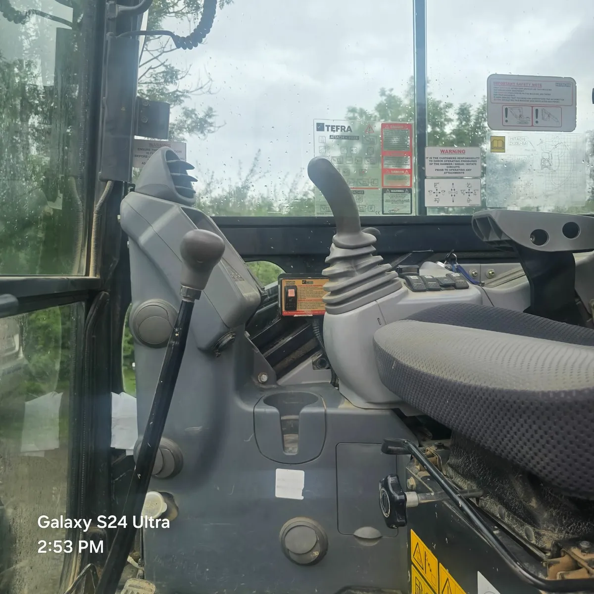 Hitachi ZX33U-5 x 2 - Image 4