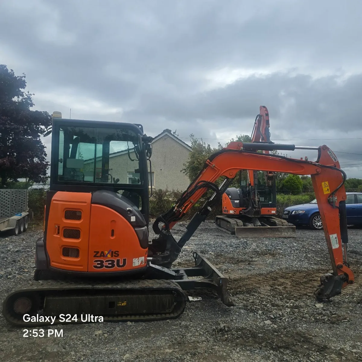 Hitachi ZX33U-5 x 2 - Image 2