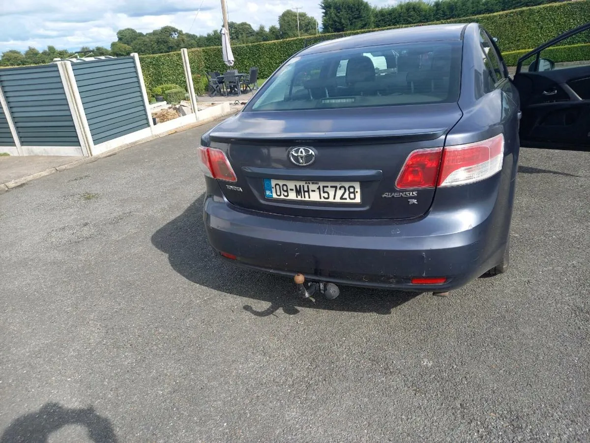 Toyota Avensis - Image 2