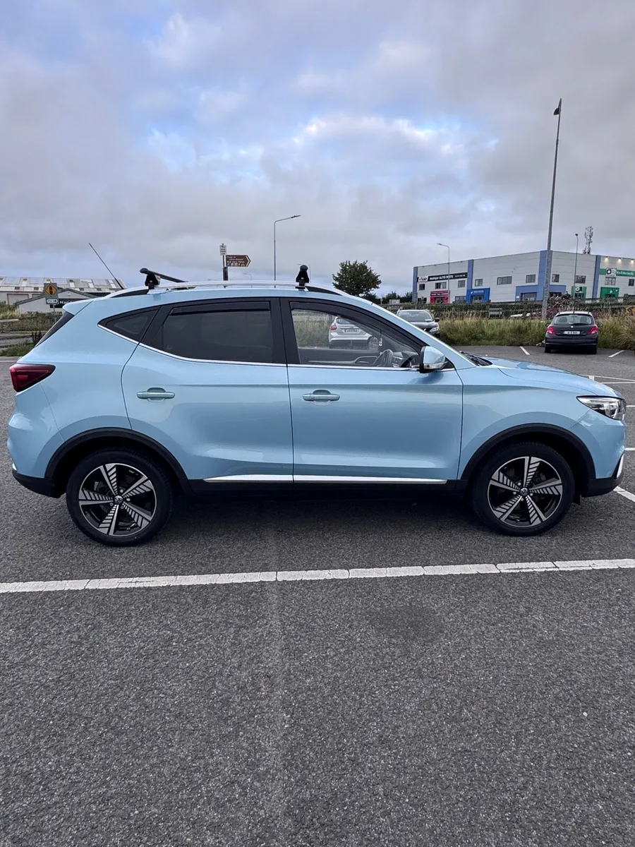MG ZS Full Electric 44.5Kwh Exclusive - Image 4