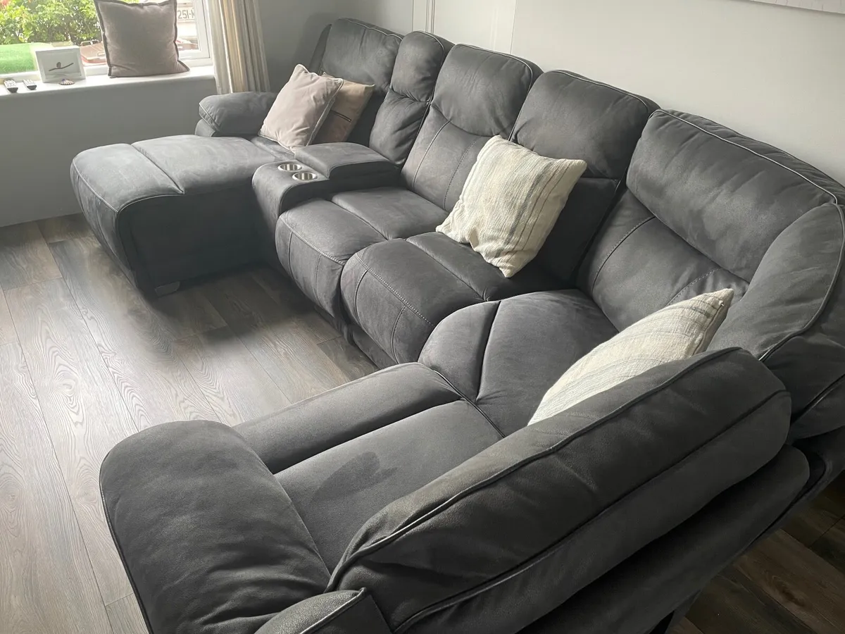 Corner Sofa - Image 1