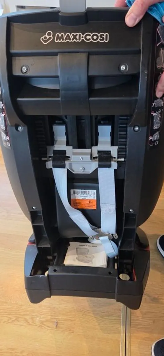 Car seats - Image 2