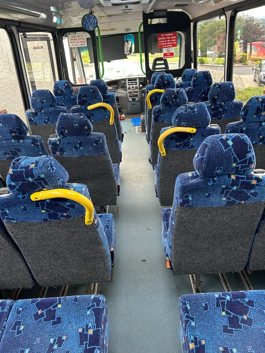 Bus seats - Image 2