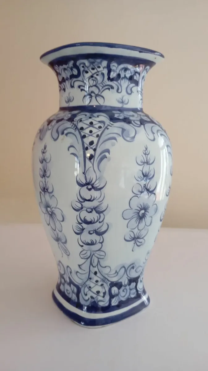 Blue and White Porcelain Vase - Image 2