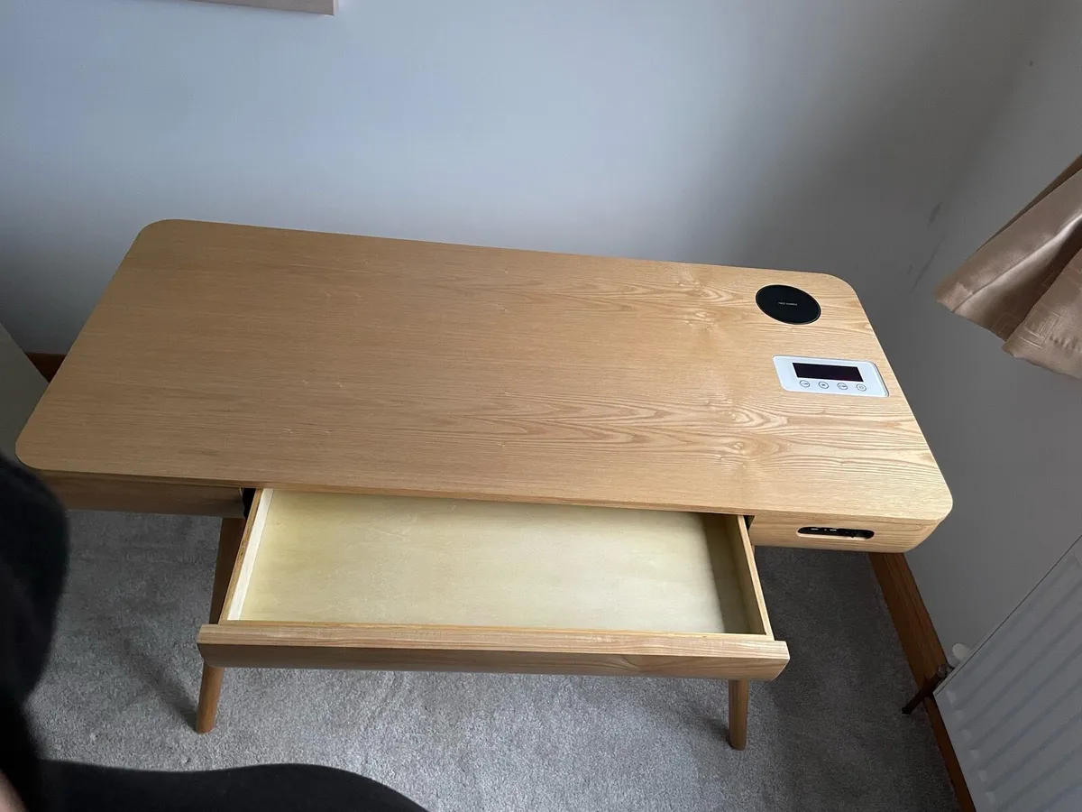 Smart Desk Oak, Bluetooth Speaker, Wireless charge - Image 4