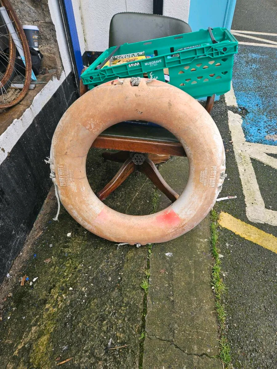 Perry Bouy Life Bouy - Image 1