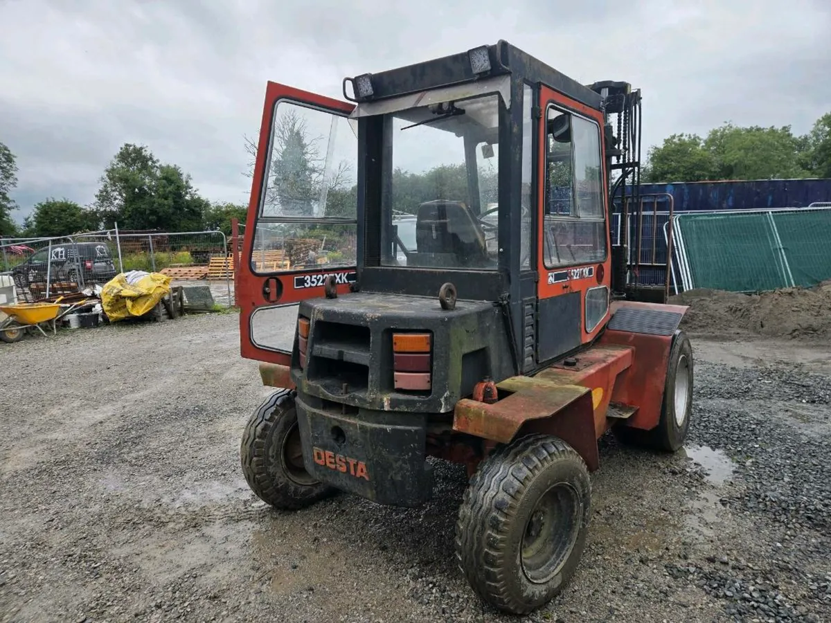 3.5 ton forklift lift. - Image 2