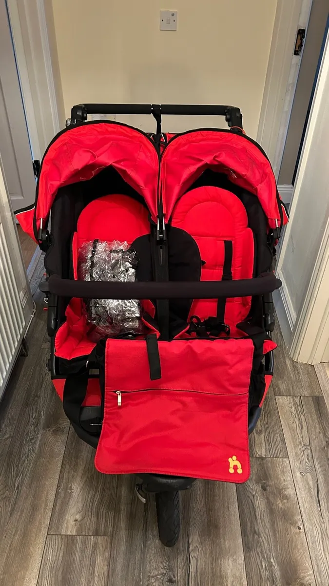 Outnabout double buggy - Image 1