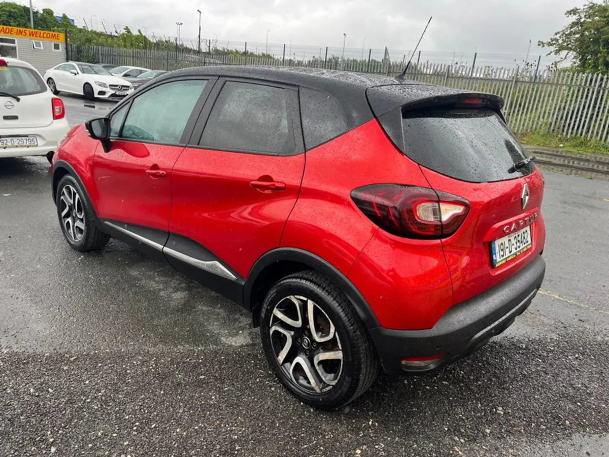 Renault Captur Iconic DCI 90 EDC My18 5DR Auto - Image 2
