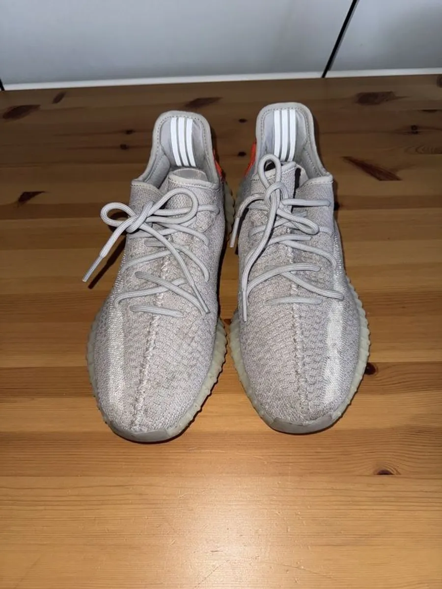 yeezy 350 boost - Image 3