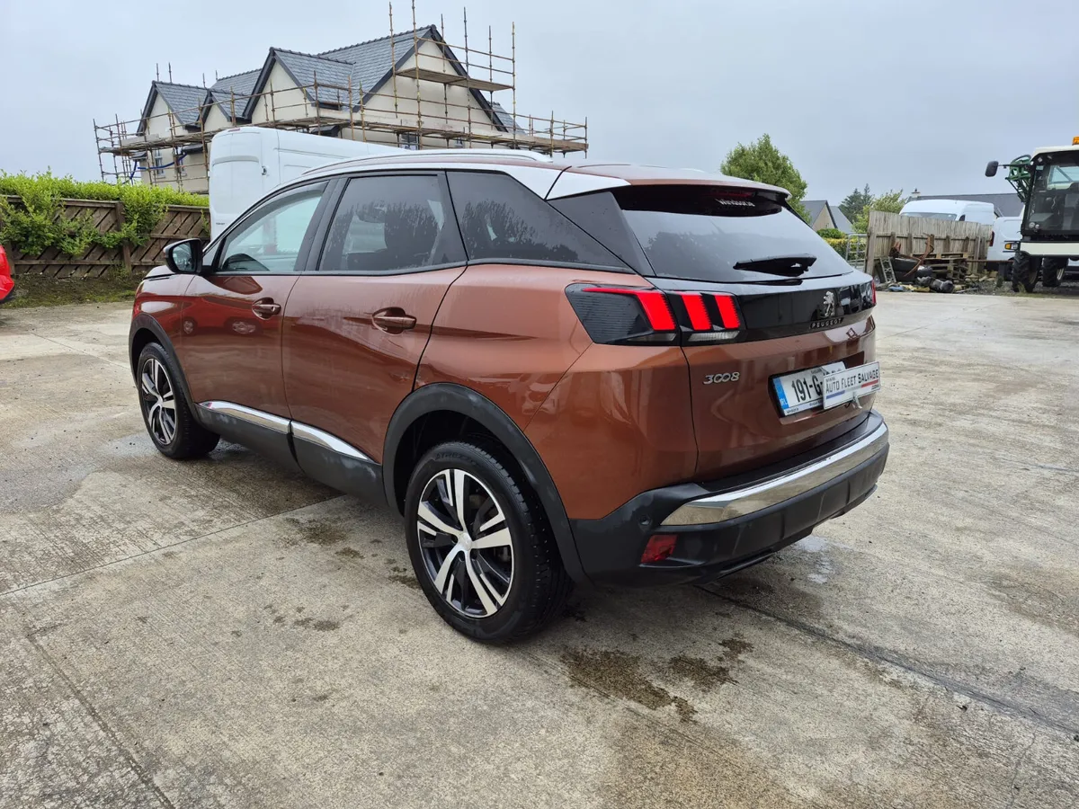 191 PEUGEOT 3008 ALLURE 1.2 AUTO - Image 4