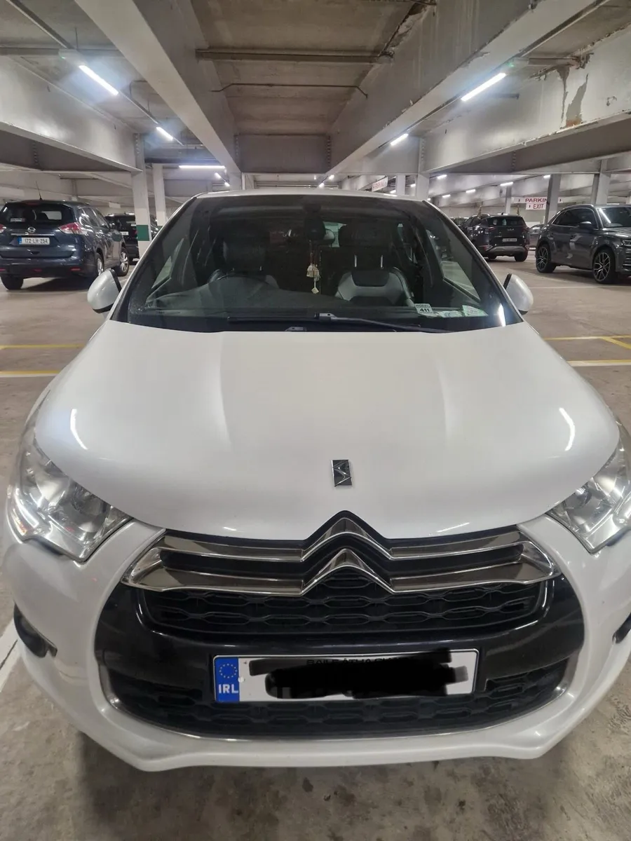 Car - Image 1