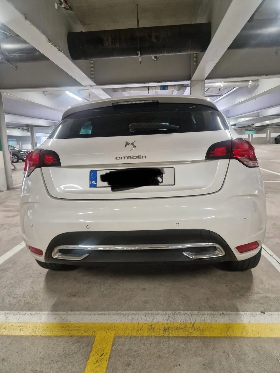 Car - Image 2