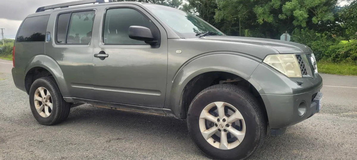 Nissan Pathfinder 2005 4X4 - Image 1
