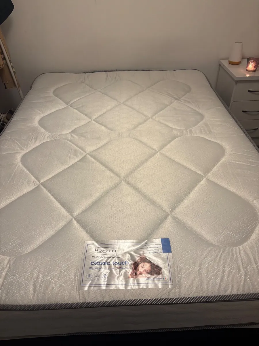 Double bed base and mattress - Image 3