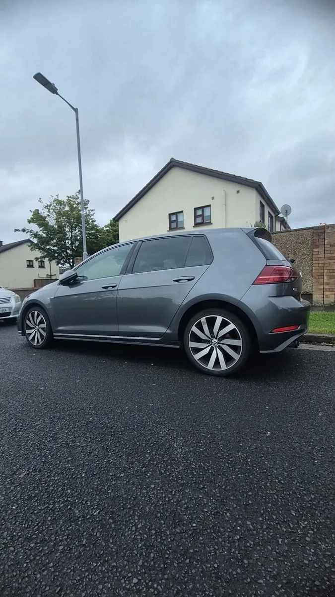 Volkswagen golf GTE plug-in hybrid control - Image 4