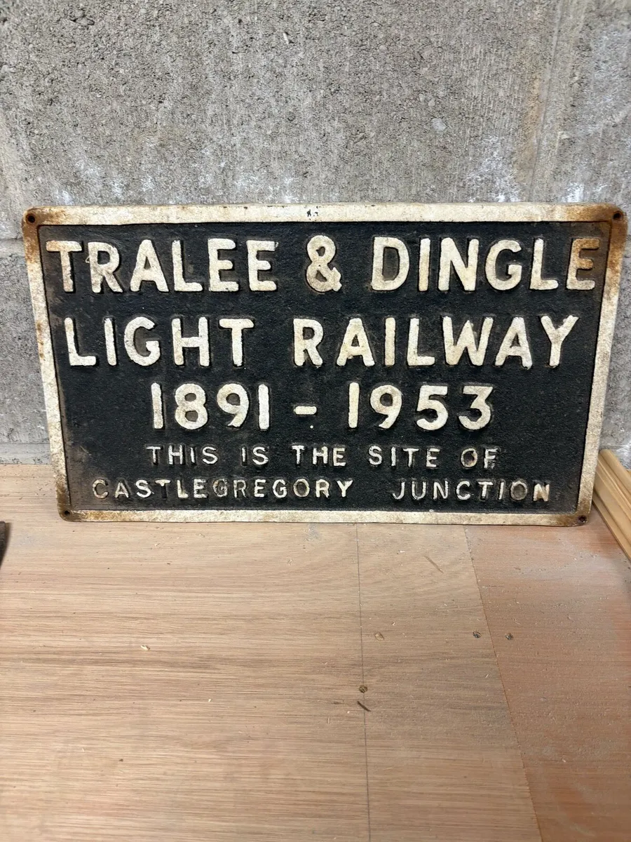 Original cast iron sign - Image 1