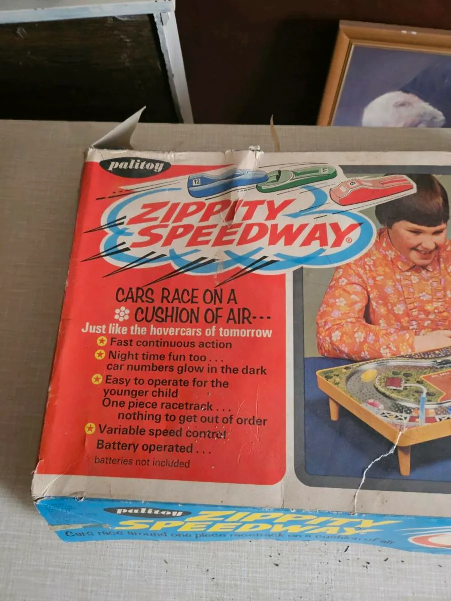 Vintage Palitoy Zippity Speedway - Image 2