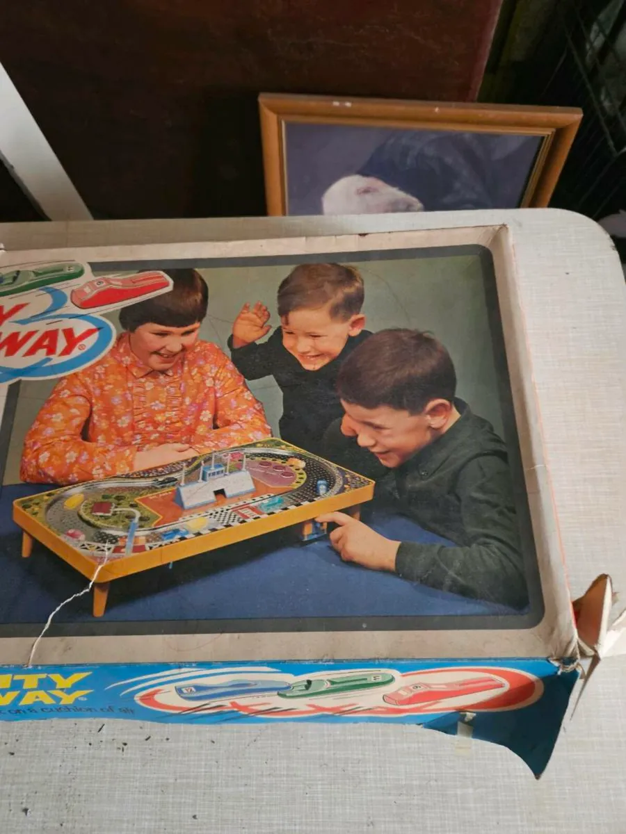 Vintage Palitoy Zippity Speedway - Image 3