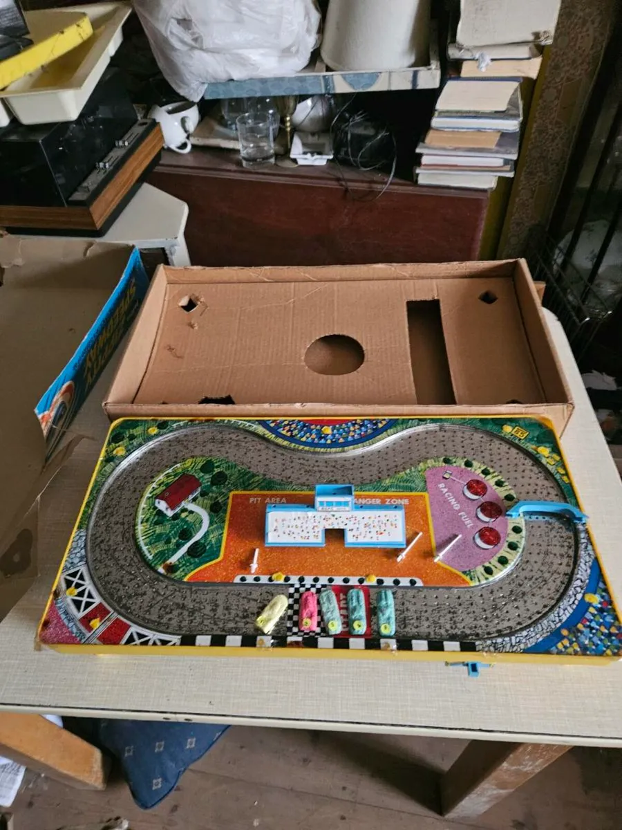 Vintage Palitoy Zippity Speedway - Image 4