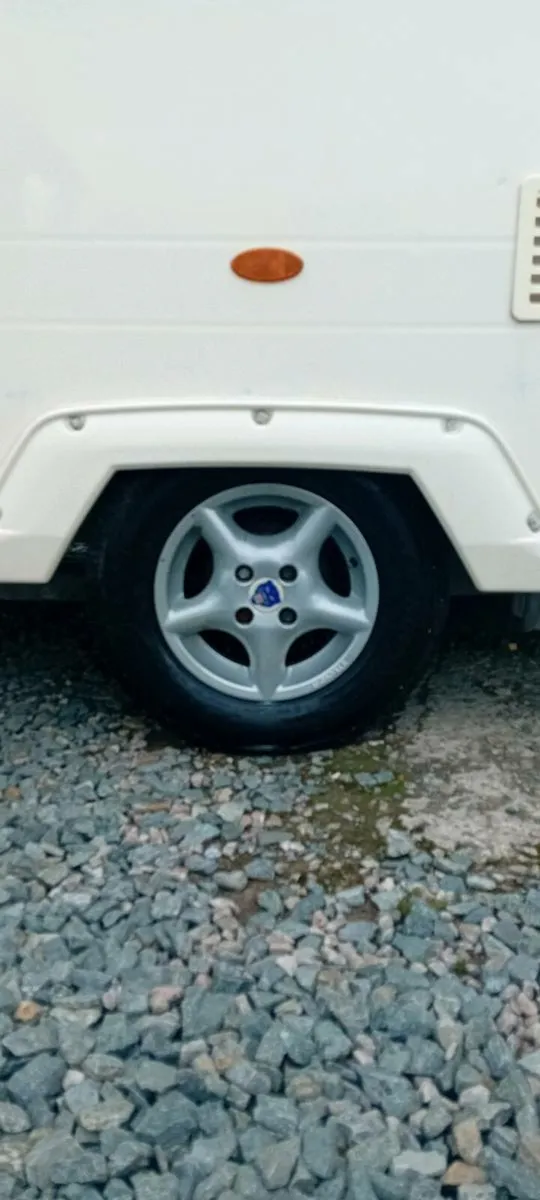 Caravan - Image 3