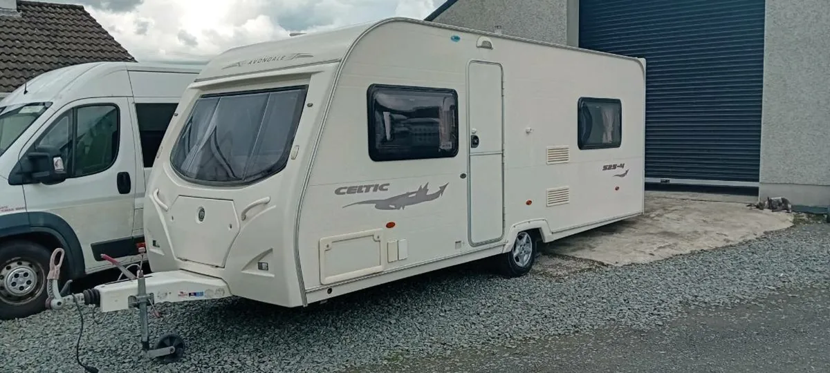 Caravan - Image 1