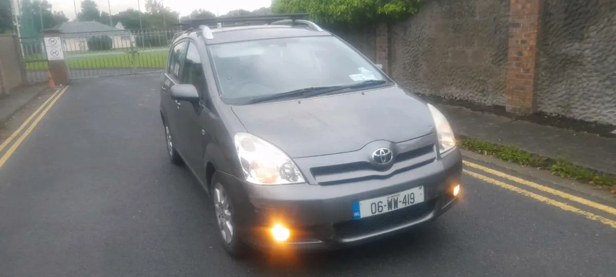Toyota Corolla Verso 2006 Auto. 7 Seats. €1,450 - Image 4