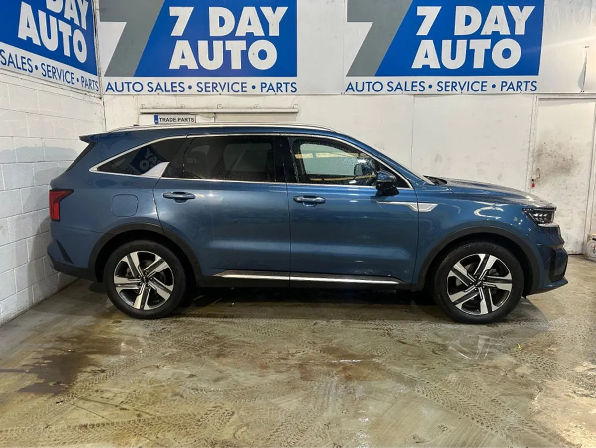 Kia Sorento K4 Phev 7 Seater Auto - Image 3