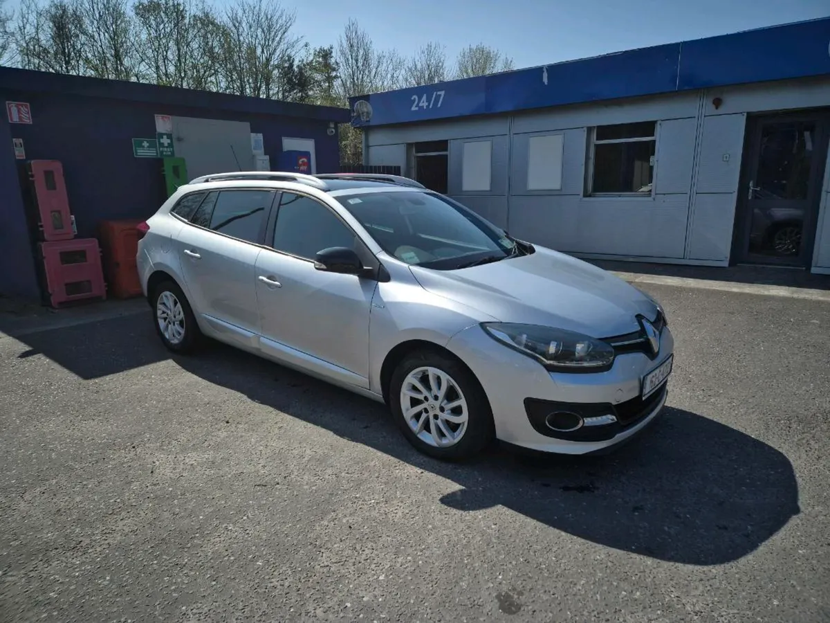 Renault Megan Estate 2016 - Image 1