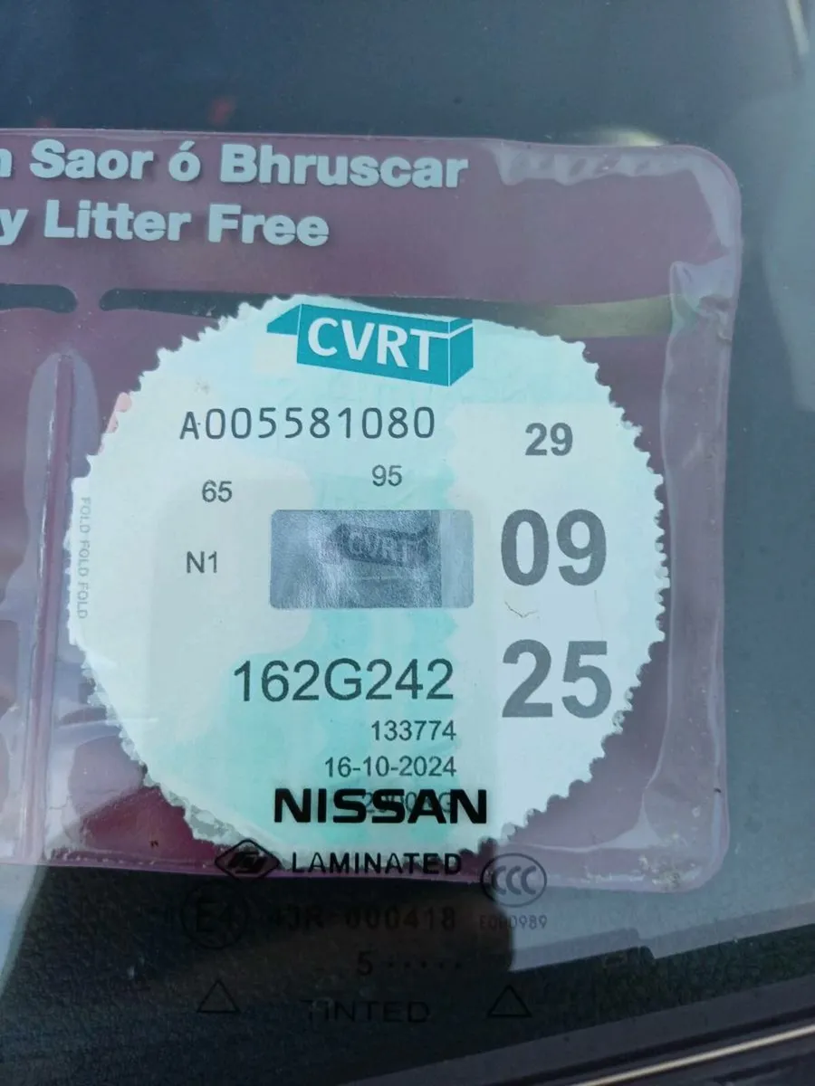Nissan  n 200 - Image 2