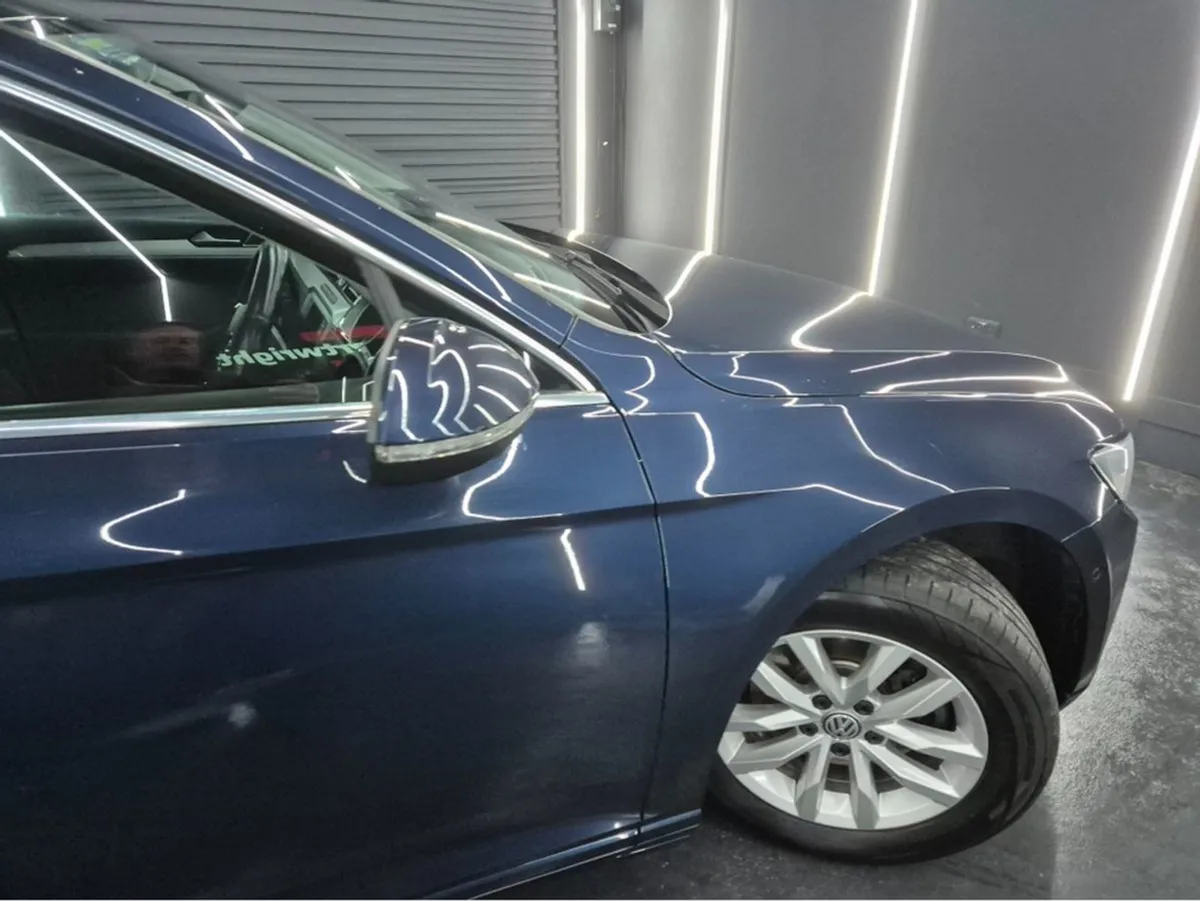 Volkswagen Passat CL 1.6 TDI Manual 6speed FWD 12 - Image 3
