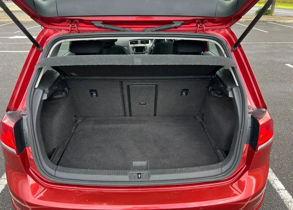 Volkswagen Golf *Comfort Line *NCT 2027 - Image 2