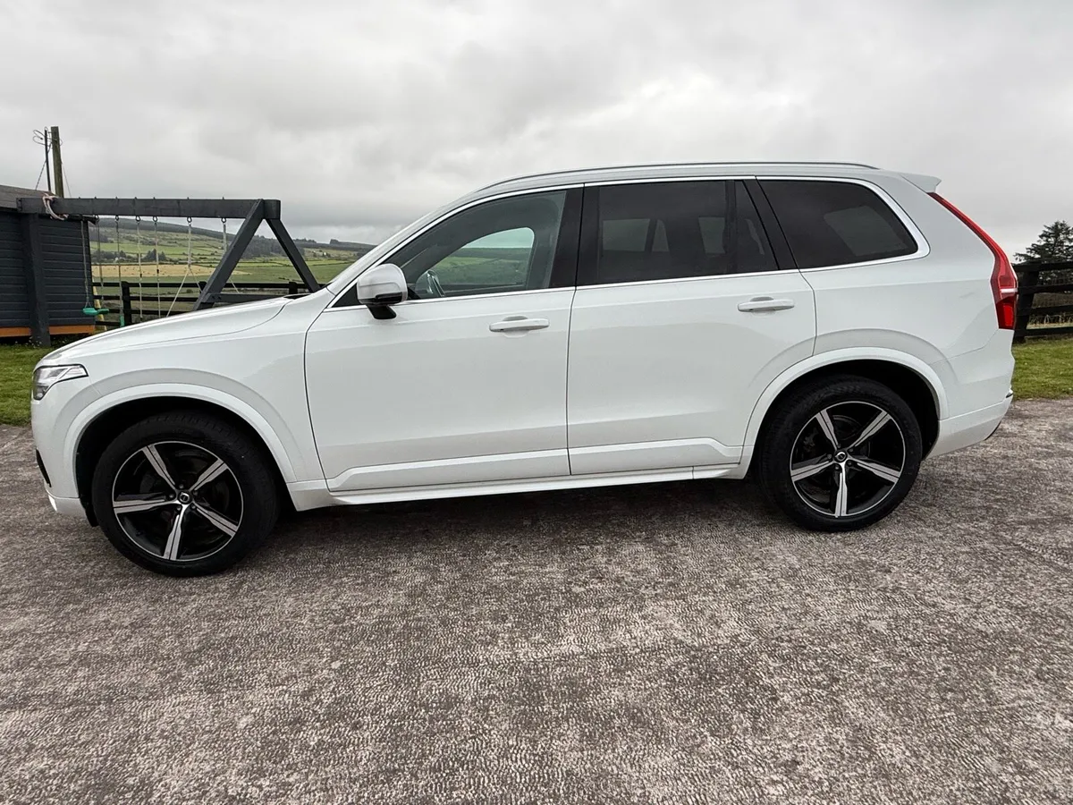 Car - Image 4