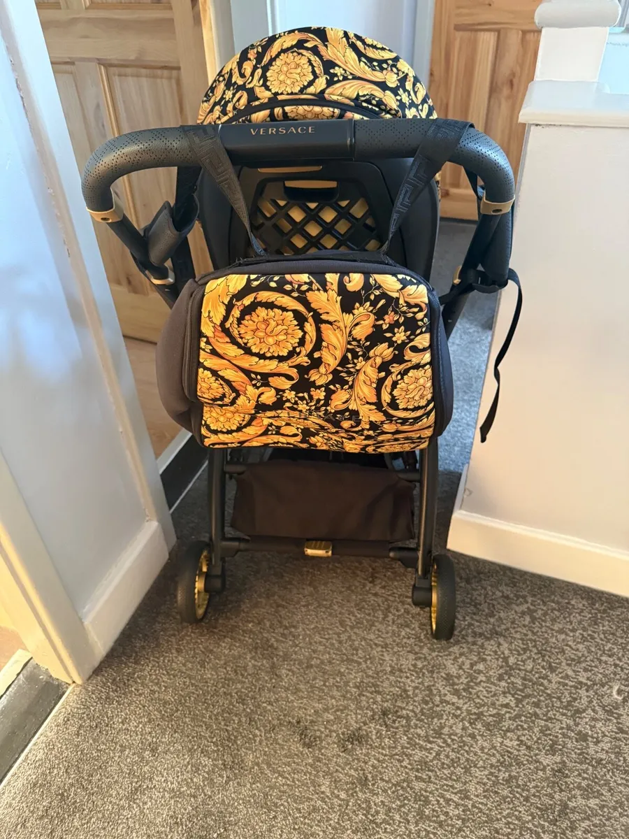 Versace 2.0 smartie stroller - Image 3