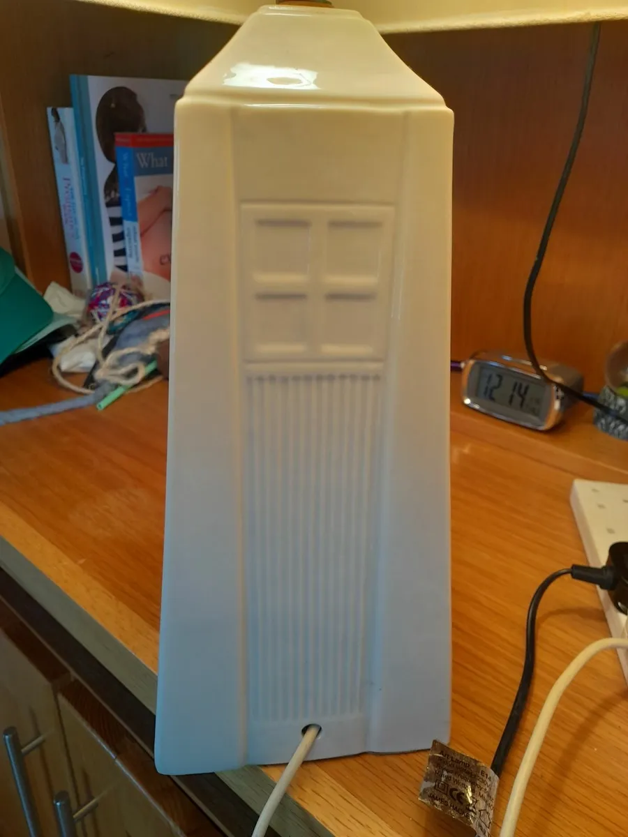 Table Lamp Belleek - Image 2