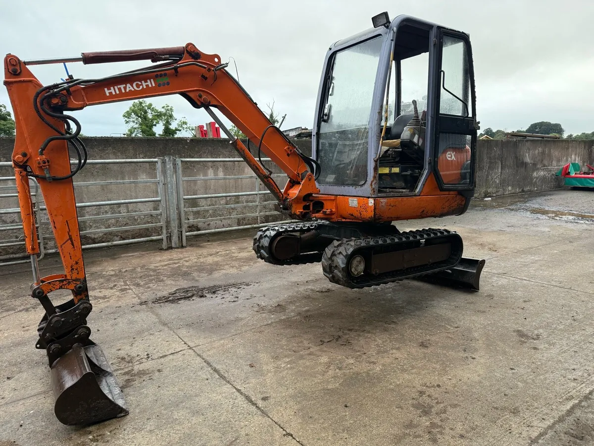 Hitachi digger - Image 1