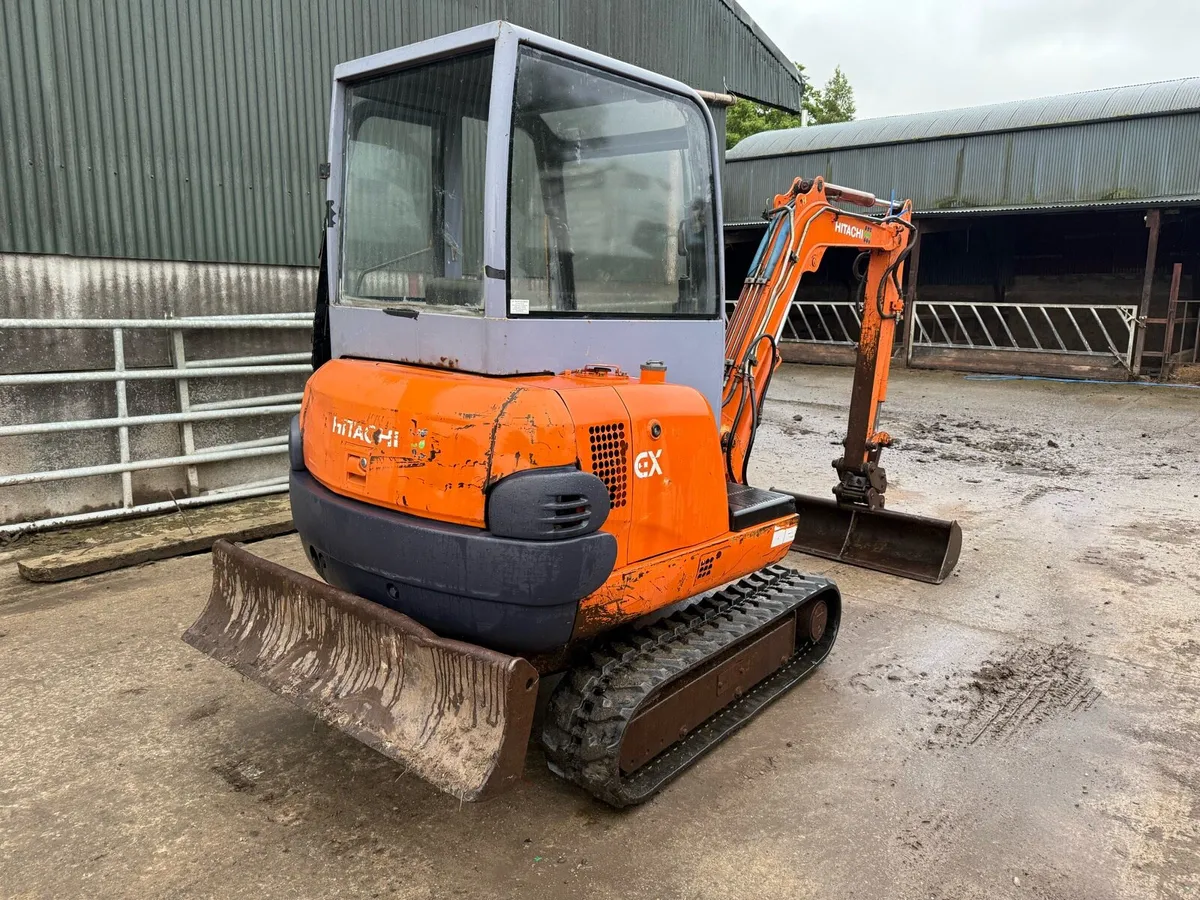Hitachi digger - Image 3
