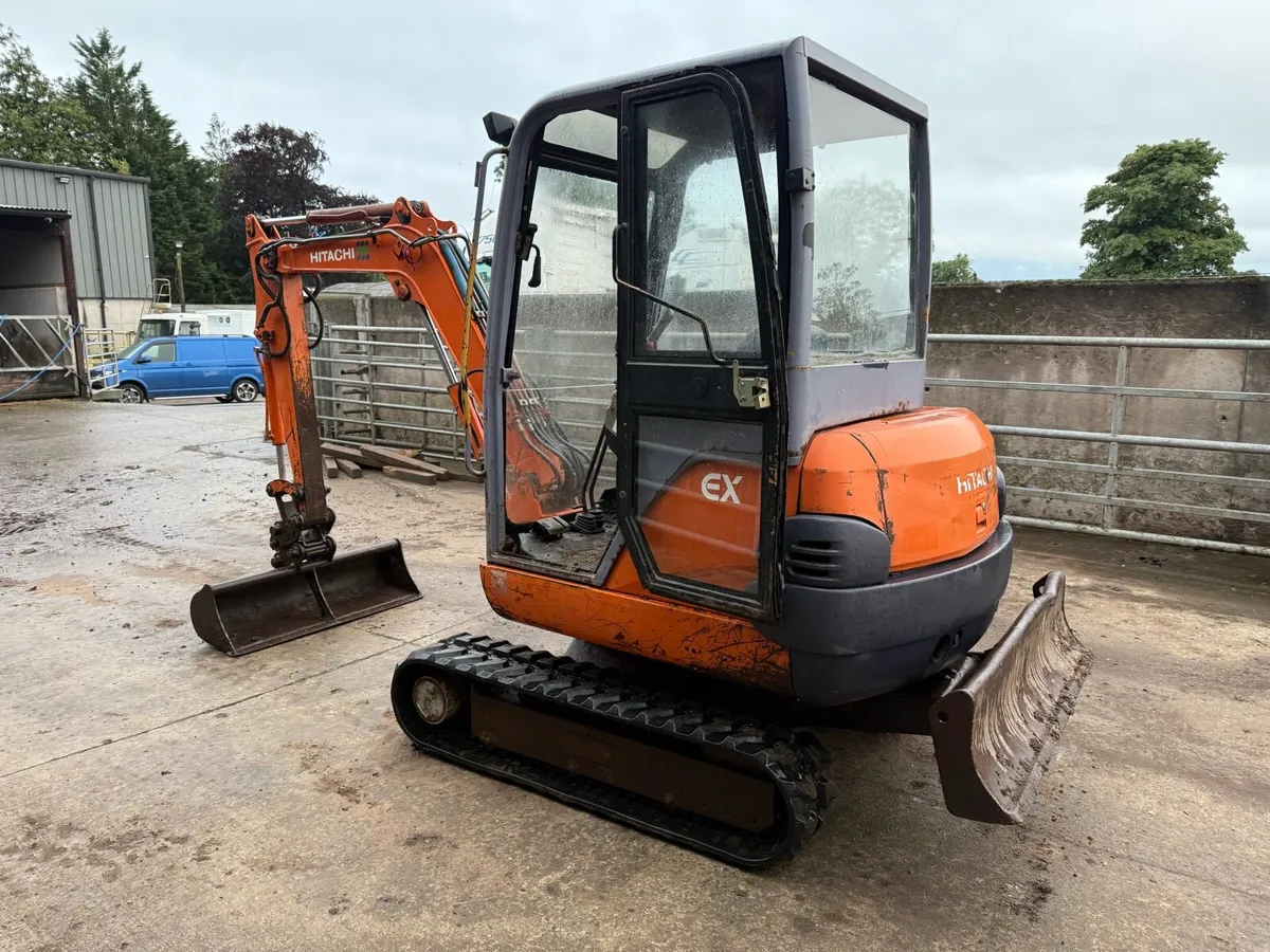 Hitachi digger - Image 4
