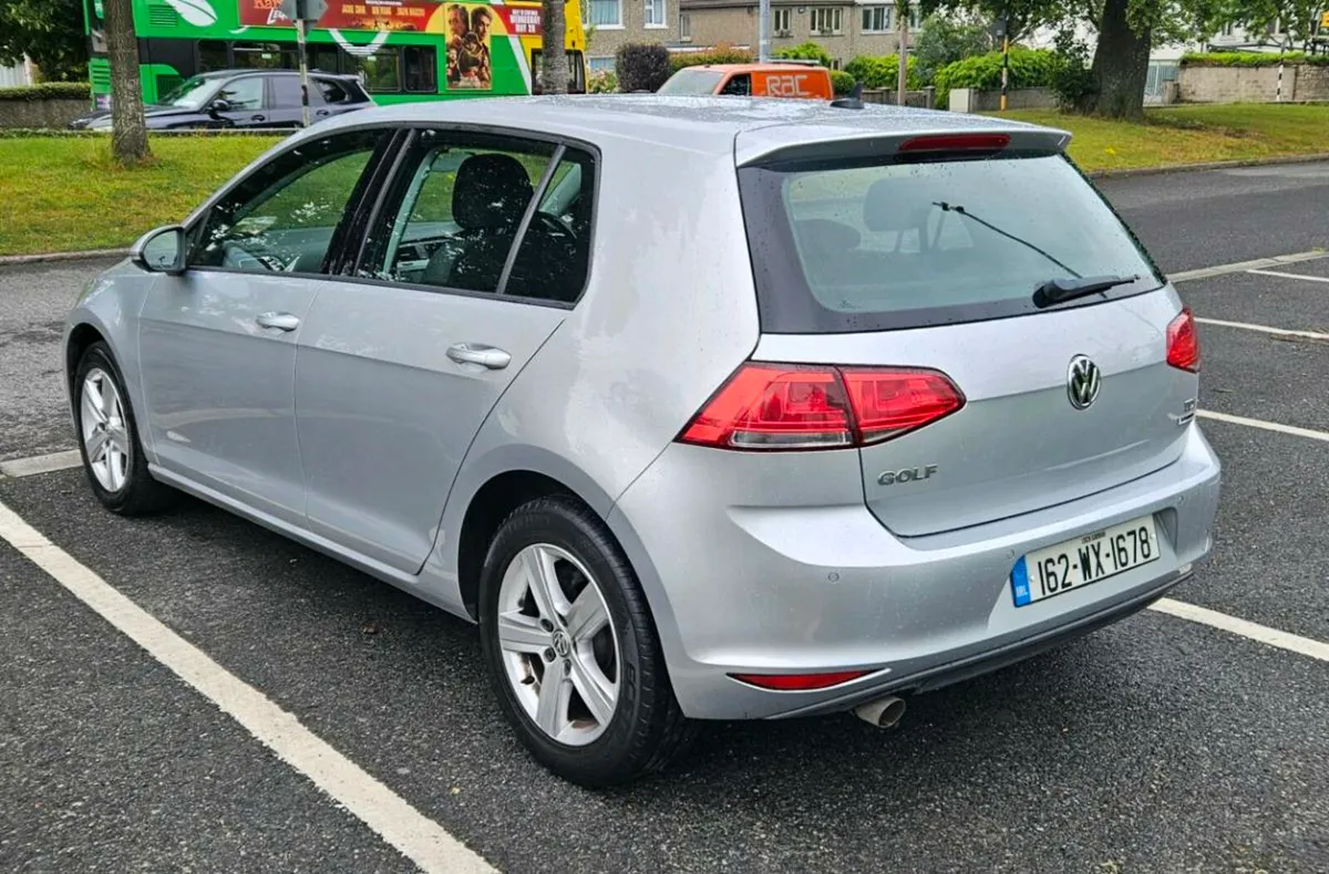 2016 VW Golf 1.6 TDI - Full main dealer history - Image 3