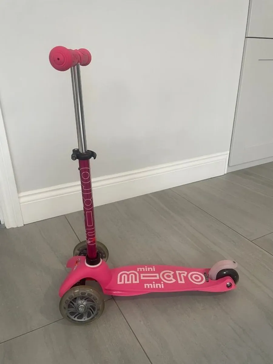 Kids Mini Micro Scooter - Image 1