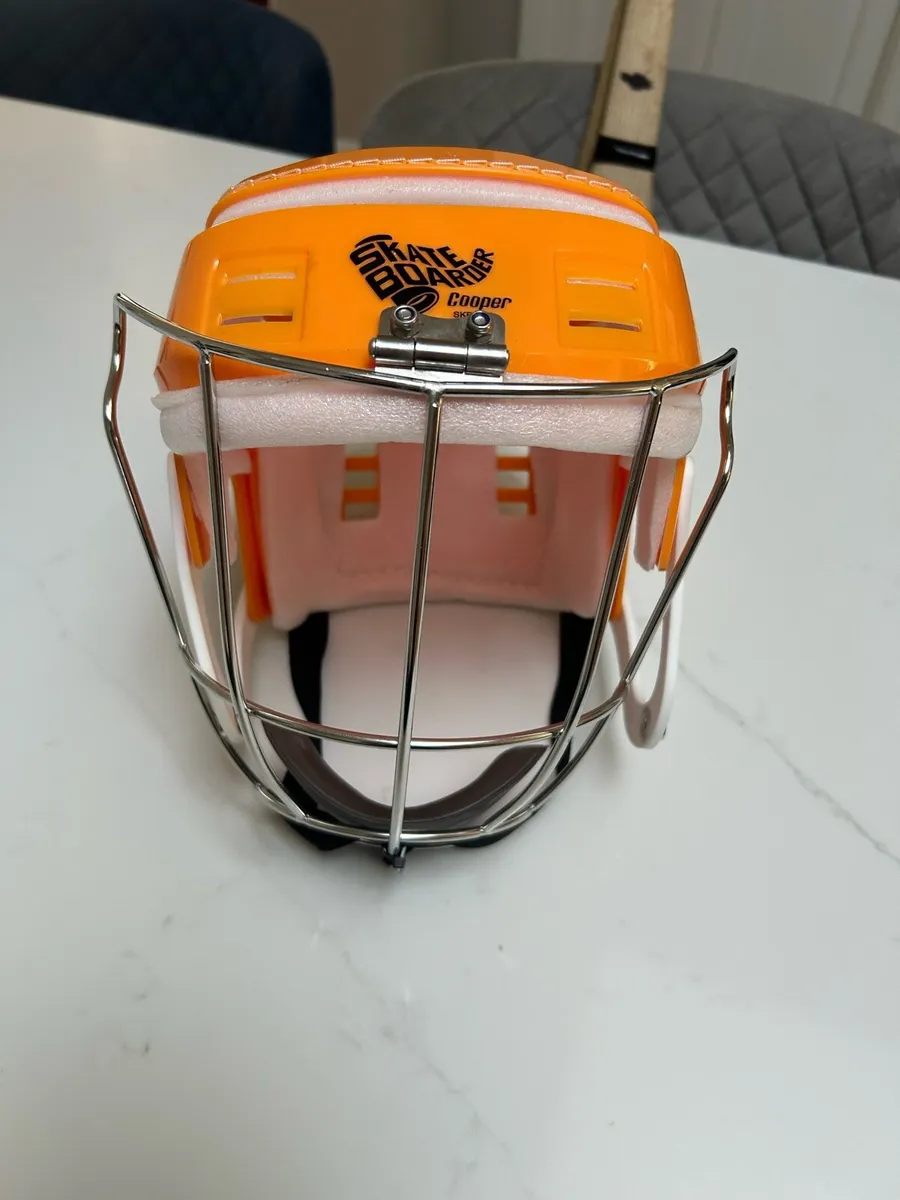 Hurling helmet