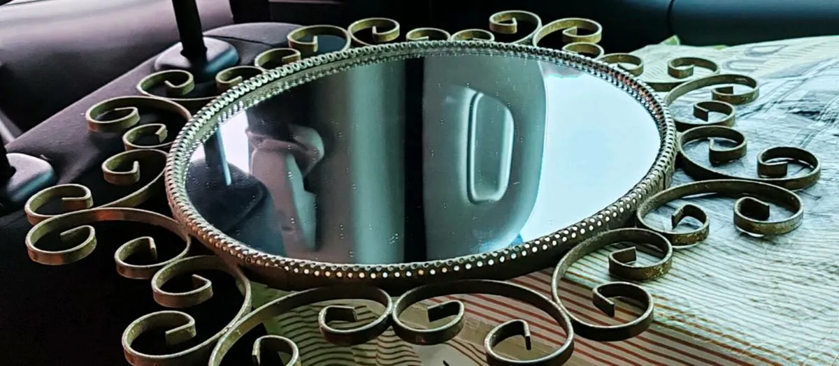 Vintage mirror - Image 1