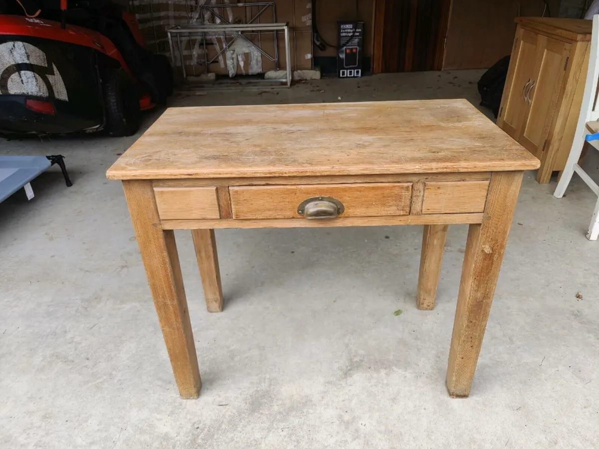 Small desk / side table - Image 2