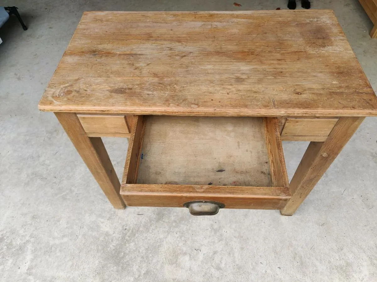 Small desk / side table - Image 4