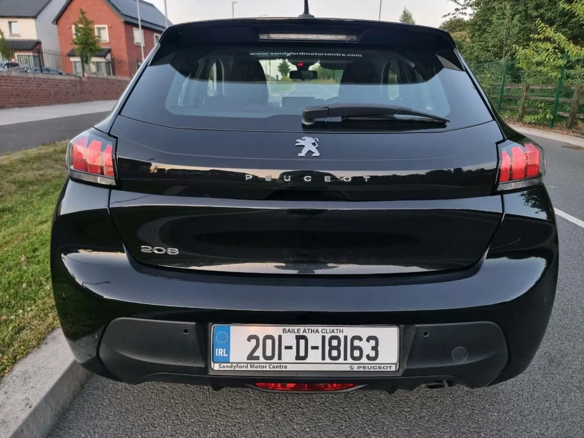 Peugeot 208 , New Timing Belt,  One Owner - Image 4