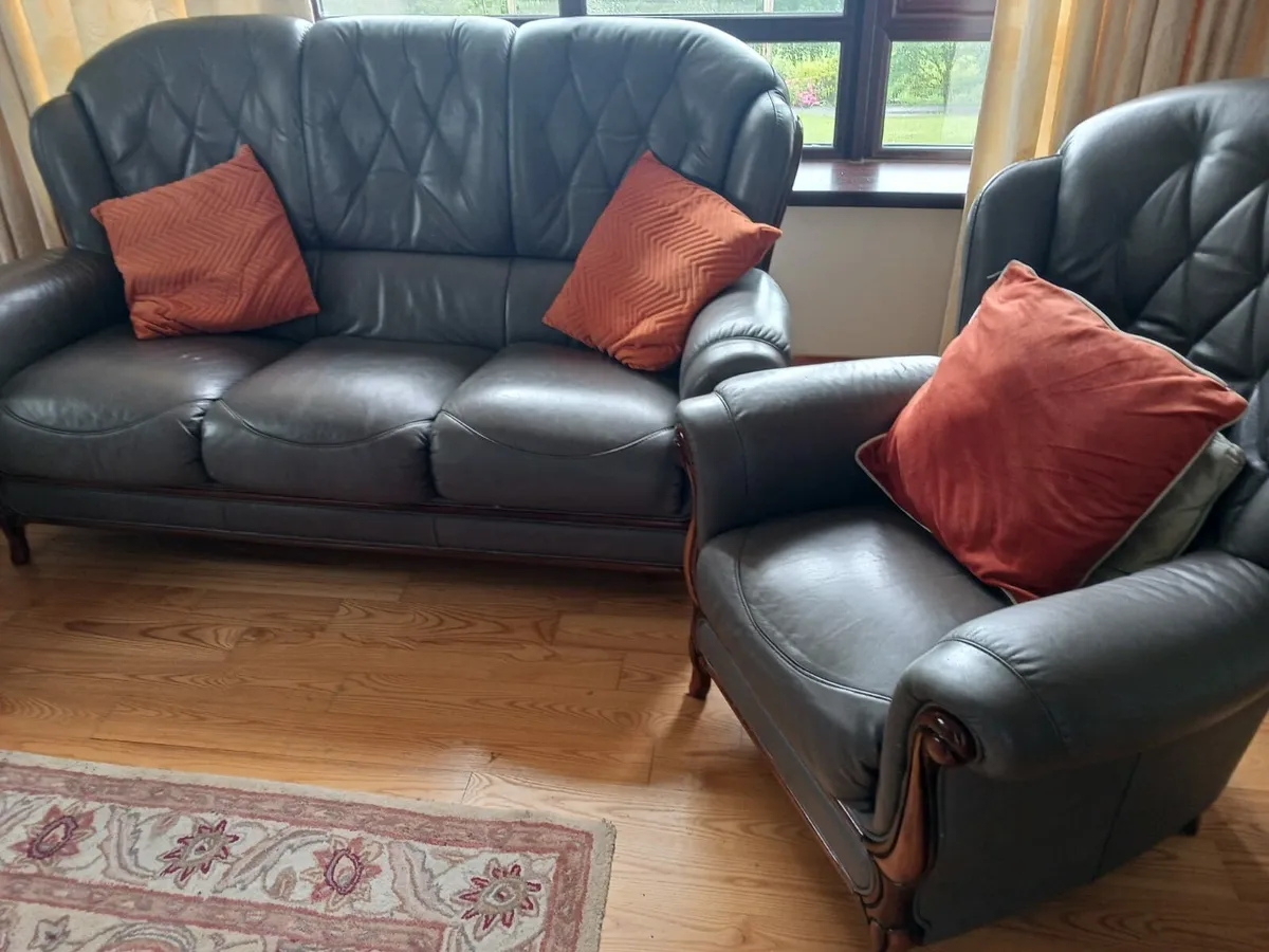 Leather 3 Piece Sitting Room Suite - Image 2